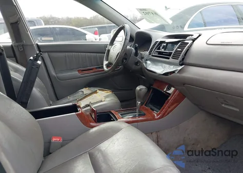 2005 Toyota Camry Xle V6 from USA, damaged, VIN 4T1BF32KX5U097226